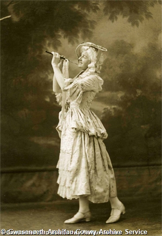 28\b93d1c-1835-431c-857d-773e75108de9.jpg
